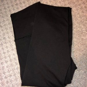 LULULEMON BLACK LEGGINGS